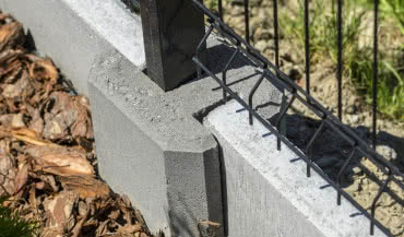 Prefabrykowane betonowe podmurówki - zastosowanie i montaż